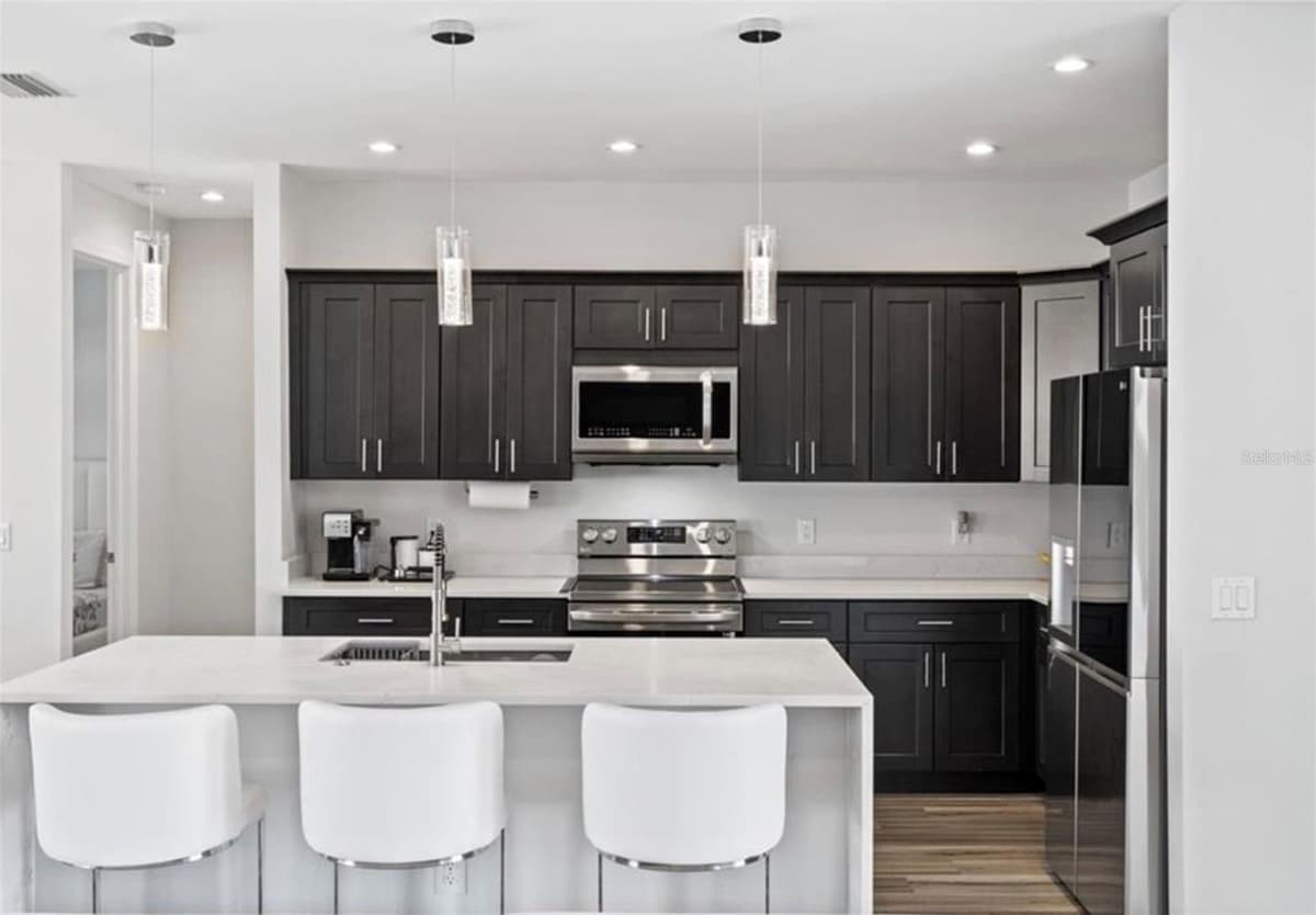 1017 15TH TERRACE — photo 9 of 40