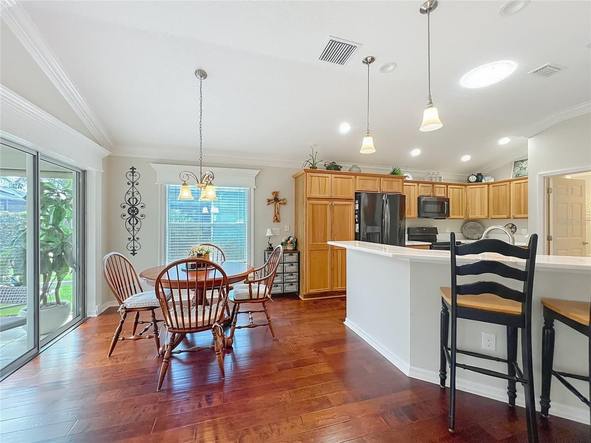 2875 RAIN LILY LOOP — photo 17 of 67