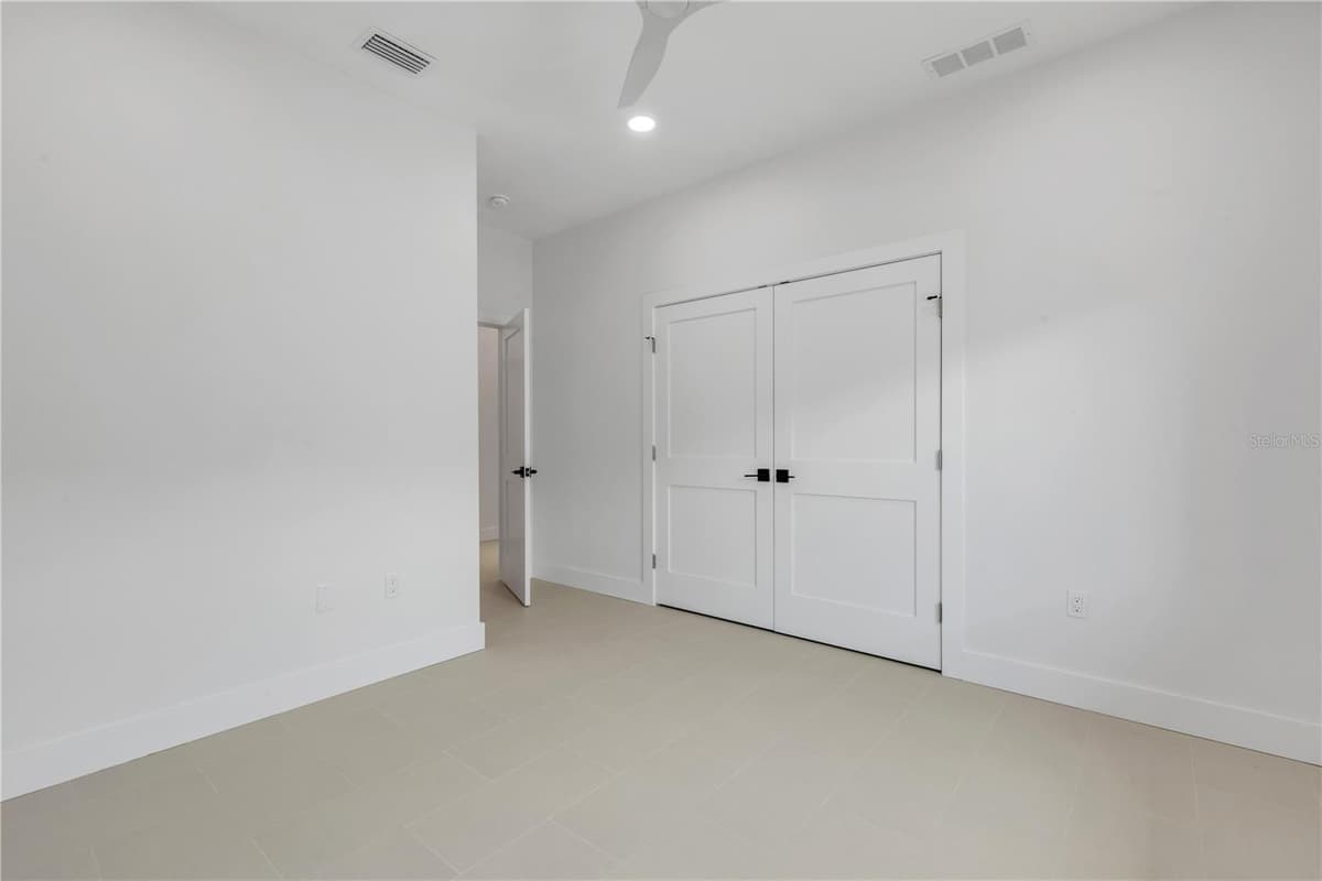 813 1ST AVENUE — photo 42 of 74