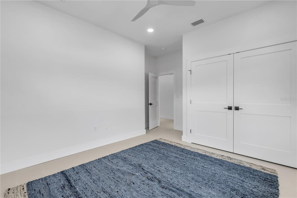 813 1ST AVENUE — photo 37 of 74