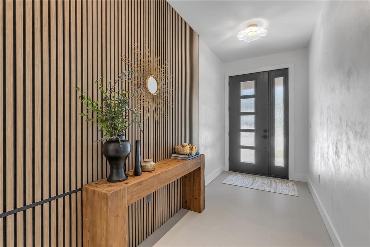 813 1ST AVENUE — photo 13 of 74