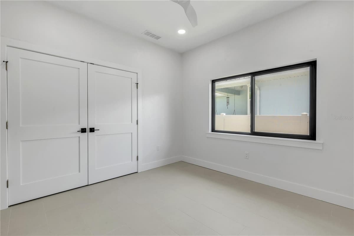 813 1ST AVENUE — photo 43 of 74