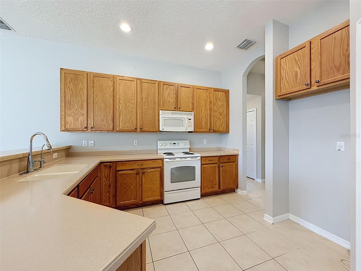 2021 RUTHERFORD DRIVE — photo 15 of 54