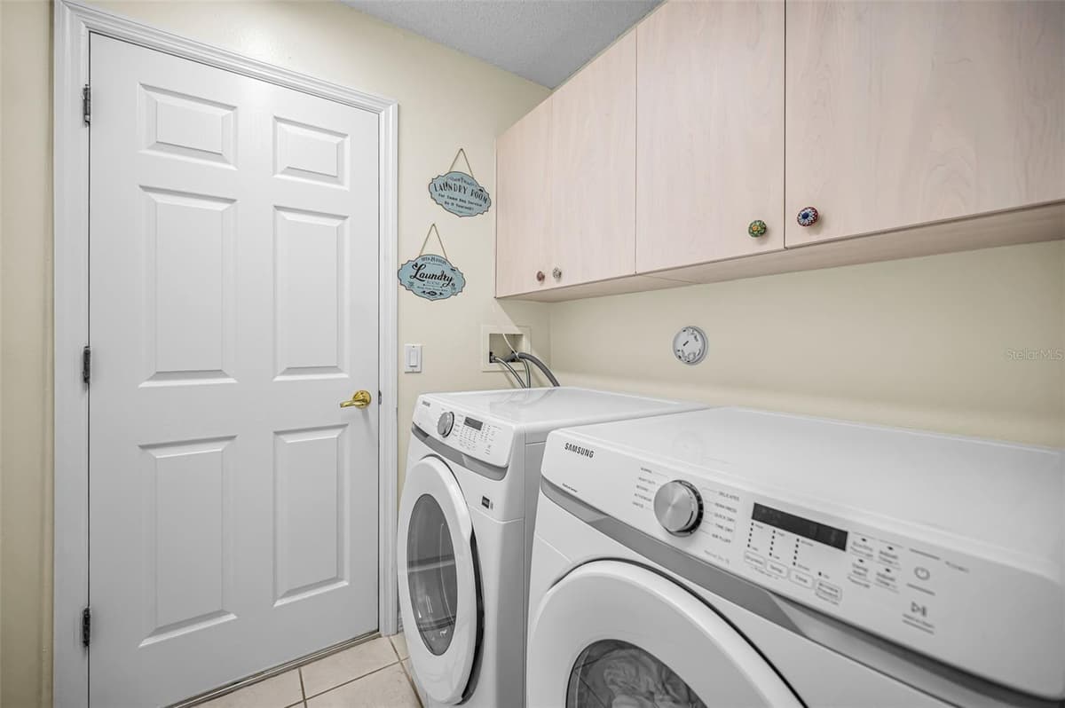1323 WINDING WILLOW DRIVE — photo 30 of 100
