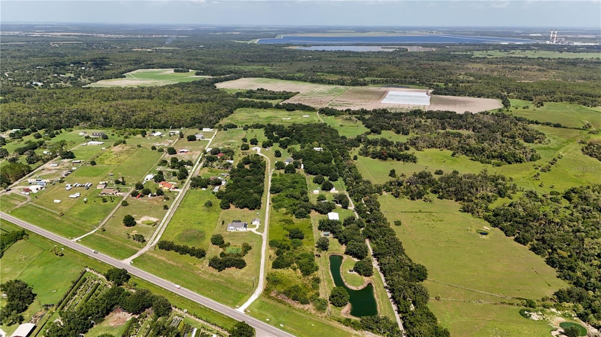 14775 US HIGHWAY 301 — photo 4 of 12