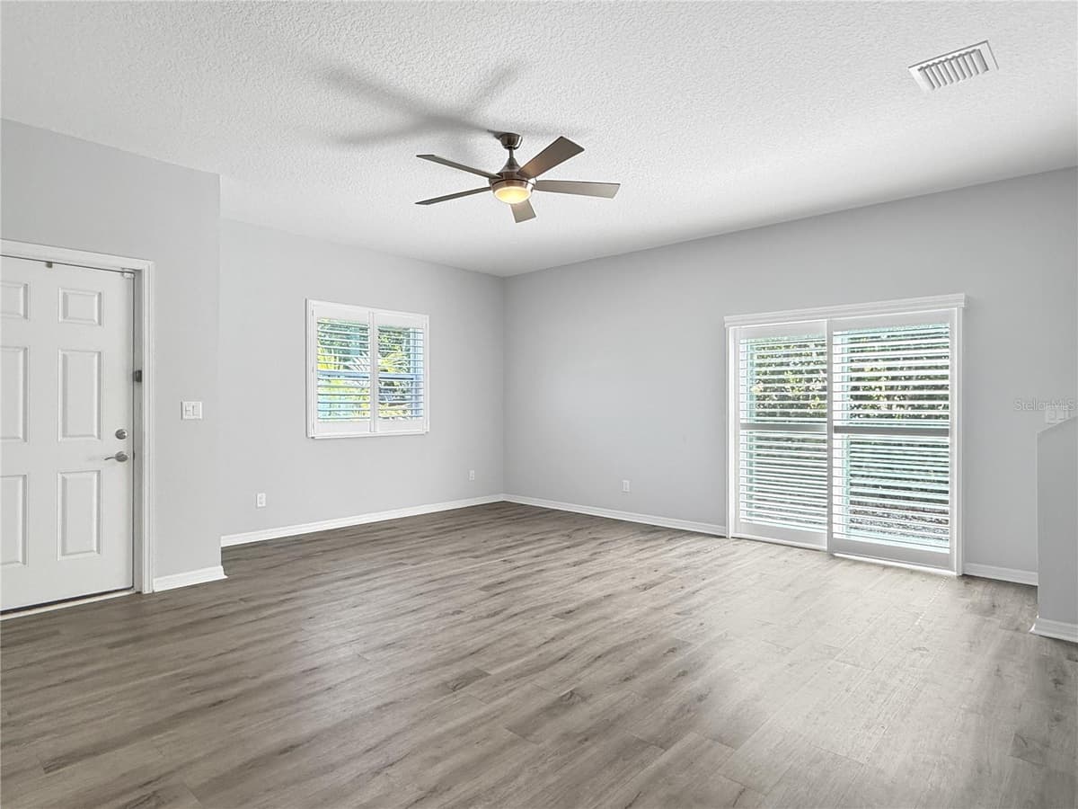 281 ASHLEY COURT — photo 19 of 45