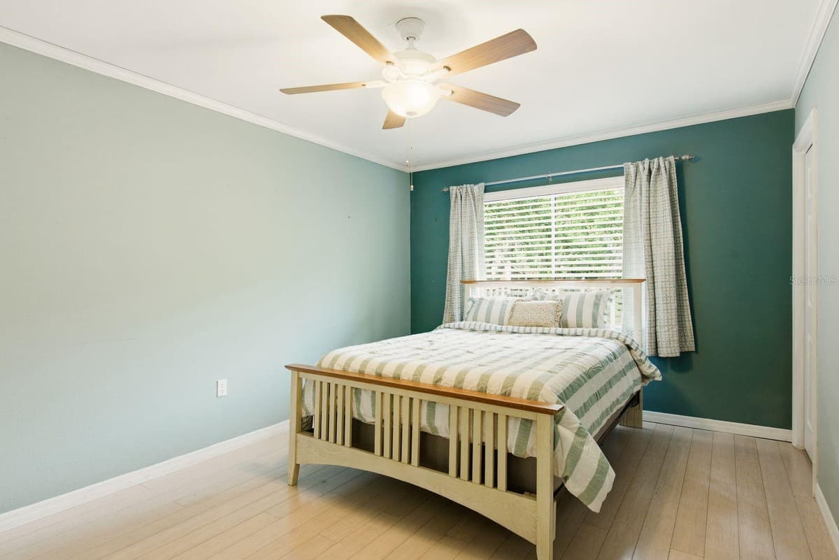 511 MISTLETOE COURT — photo 11 of 28