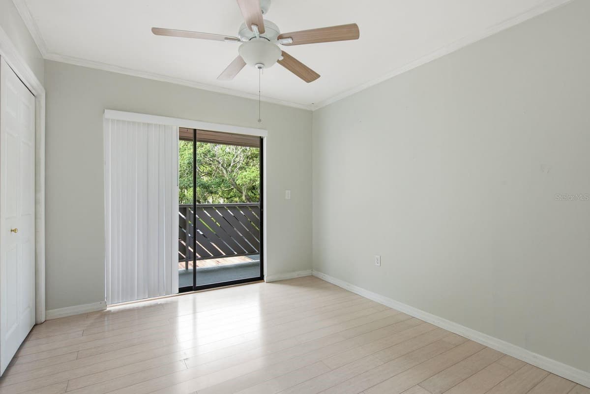 511 MISTLETOE COURT — photo 14 of 28