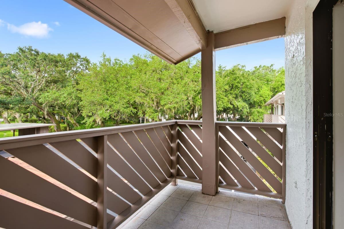511 MISTLETOE COURT — photo 20 of 28