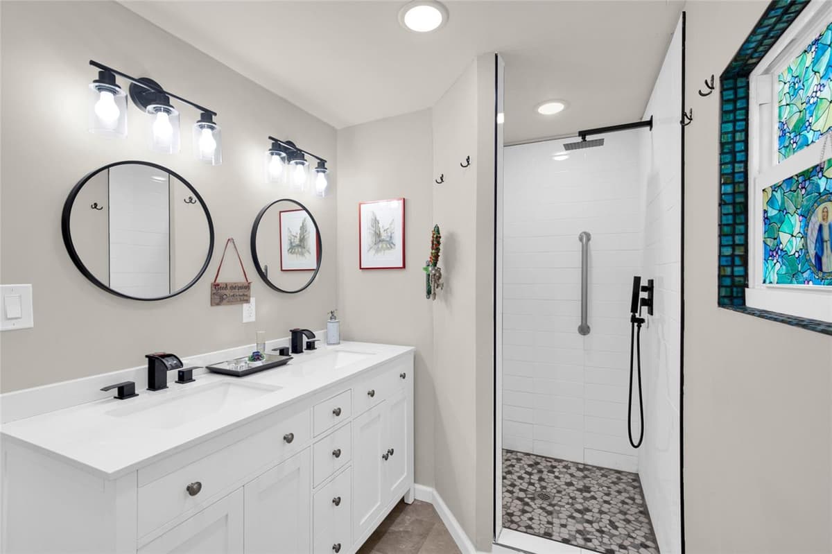 312 CLUB COVE DRIVE — photo 16 of 57