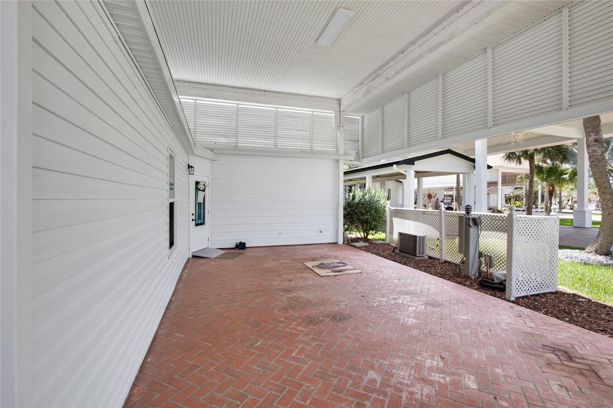 312 CLUB COVE DRIVE — photo 20 of 57