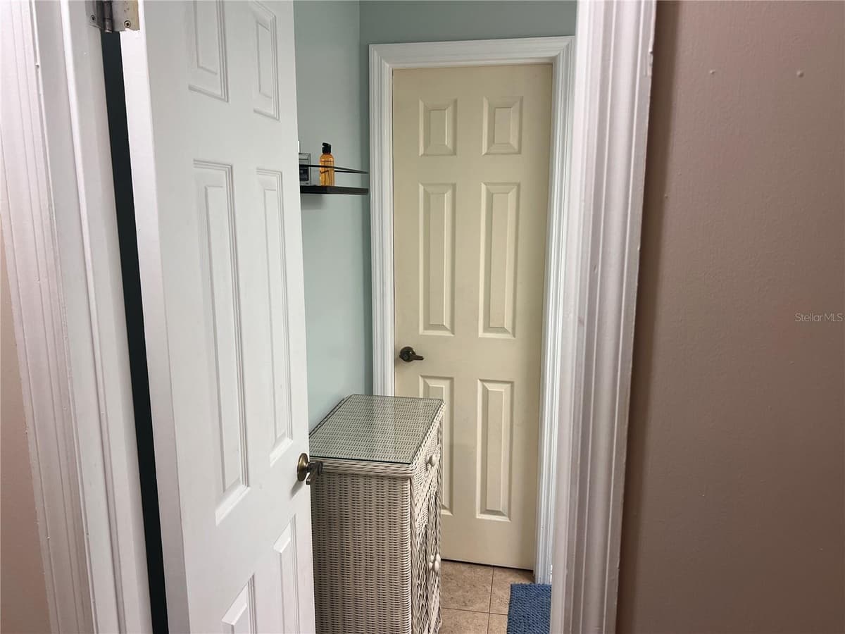2919 NICHOLAS ROAD — photo 26 of 43