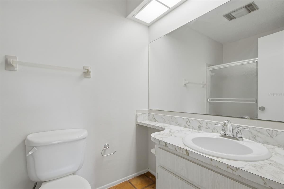 10 QUAILS RUN BOULEVARD — photo 16 of 18