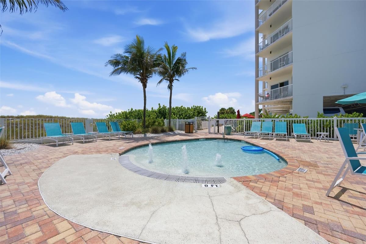 12000 GULF BOULEVARD — photo 69 of 75