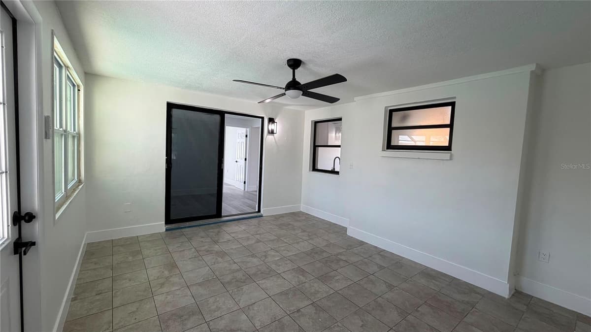 3708 HOLIDAY LAKE DRIVE — photo 18 of 29