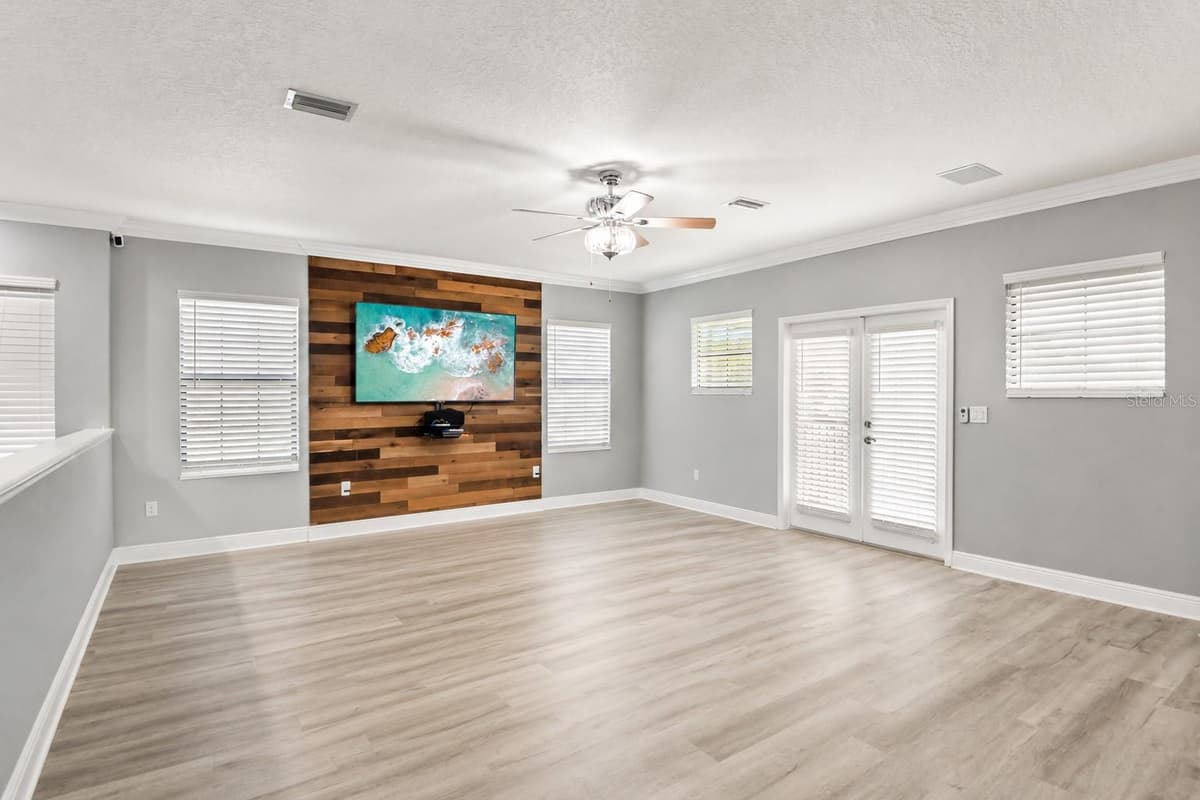 19529 HAYDEN LAKE COURT — photo 31 of 81