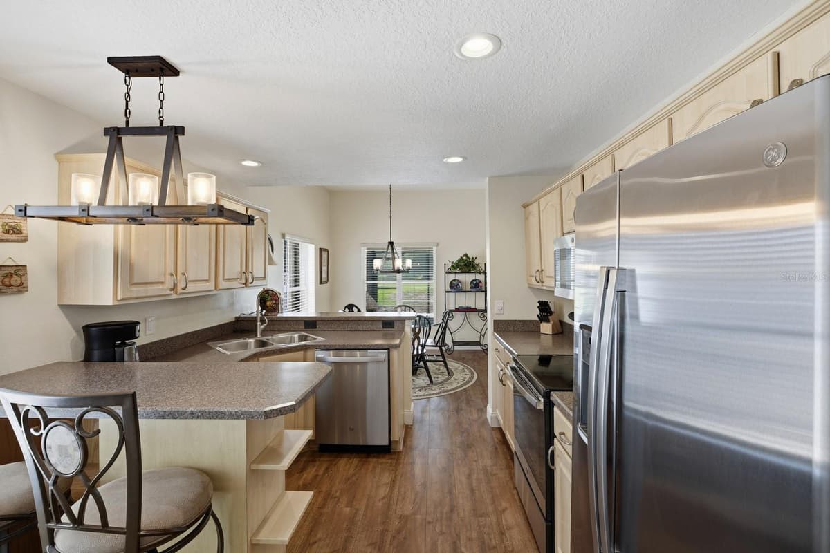 1750 STAFFORD SPRINGS BOULEVARD — photo 10 of 26
