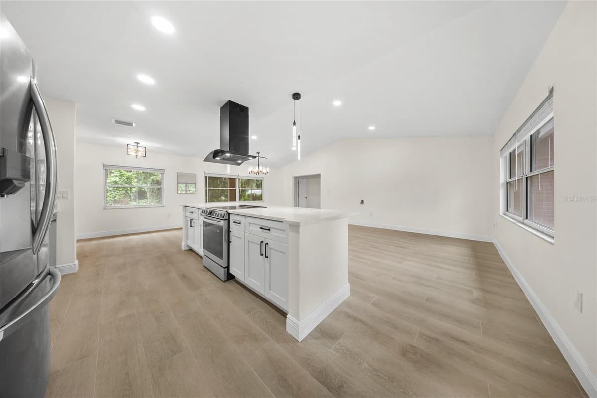 1805 DIERKER DRIVE — photo 5 of 45