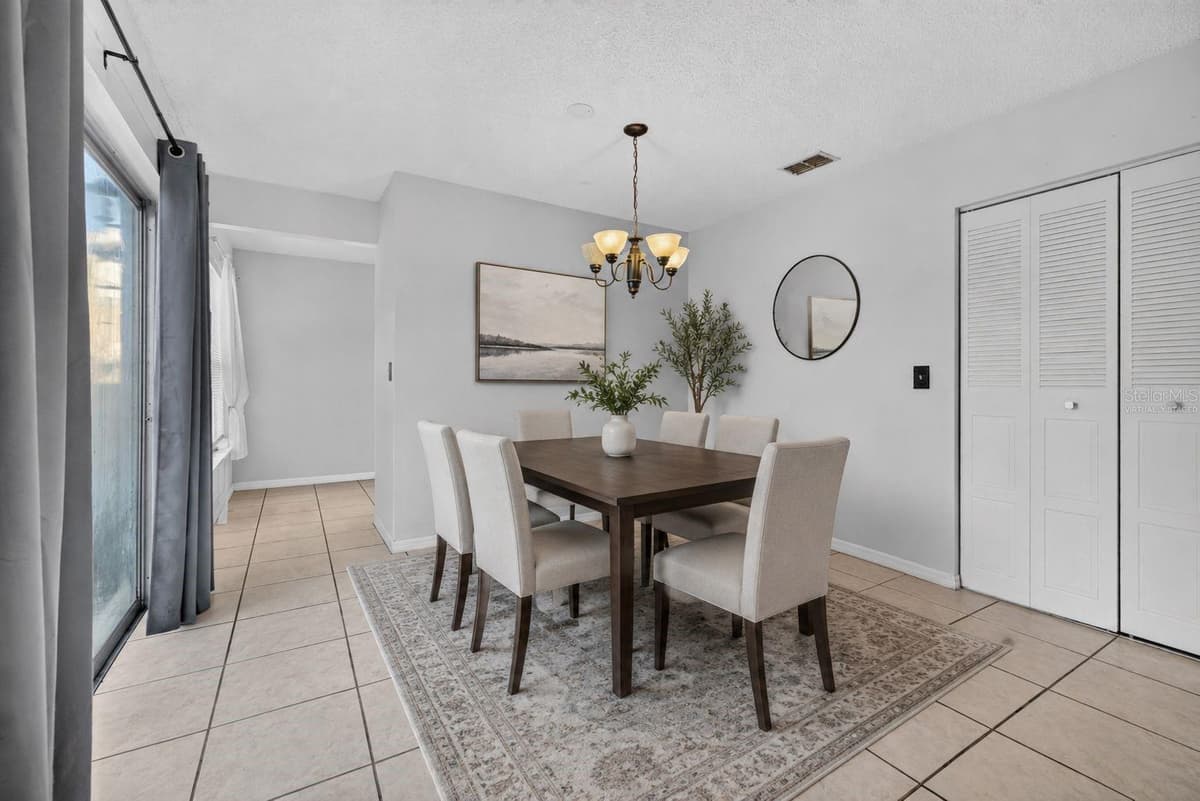 708 WEDGE LANE — photo 9 of 17