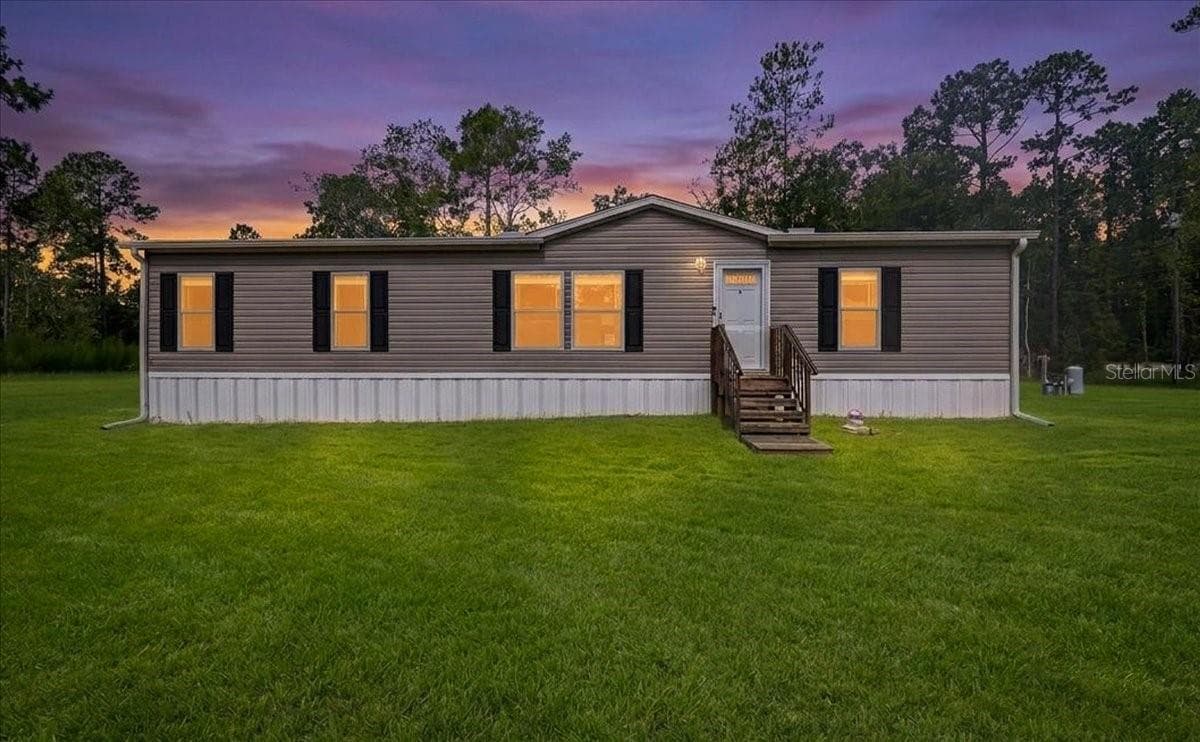 8500 HIGHWAY 318 — photo 1 of 19