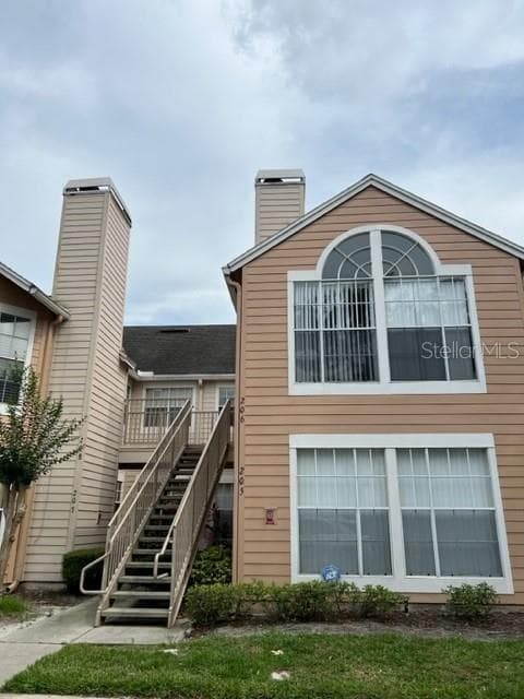 662 YOUNGSTOWN PARKWAY — photo 1 of 11