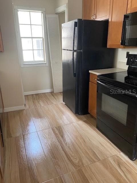 662 YOUNGSTOWN PARKWAY — photo 6 of 11