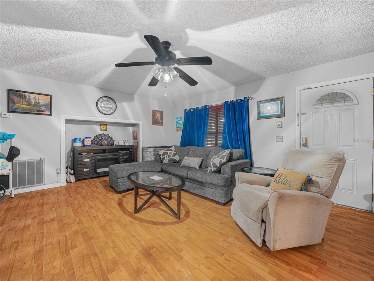 5 TUNA LANE — photo 11 of 17
