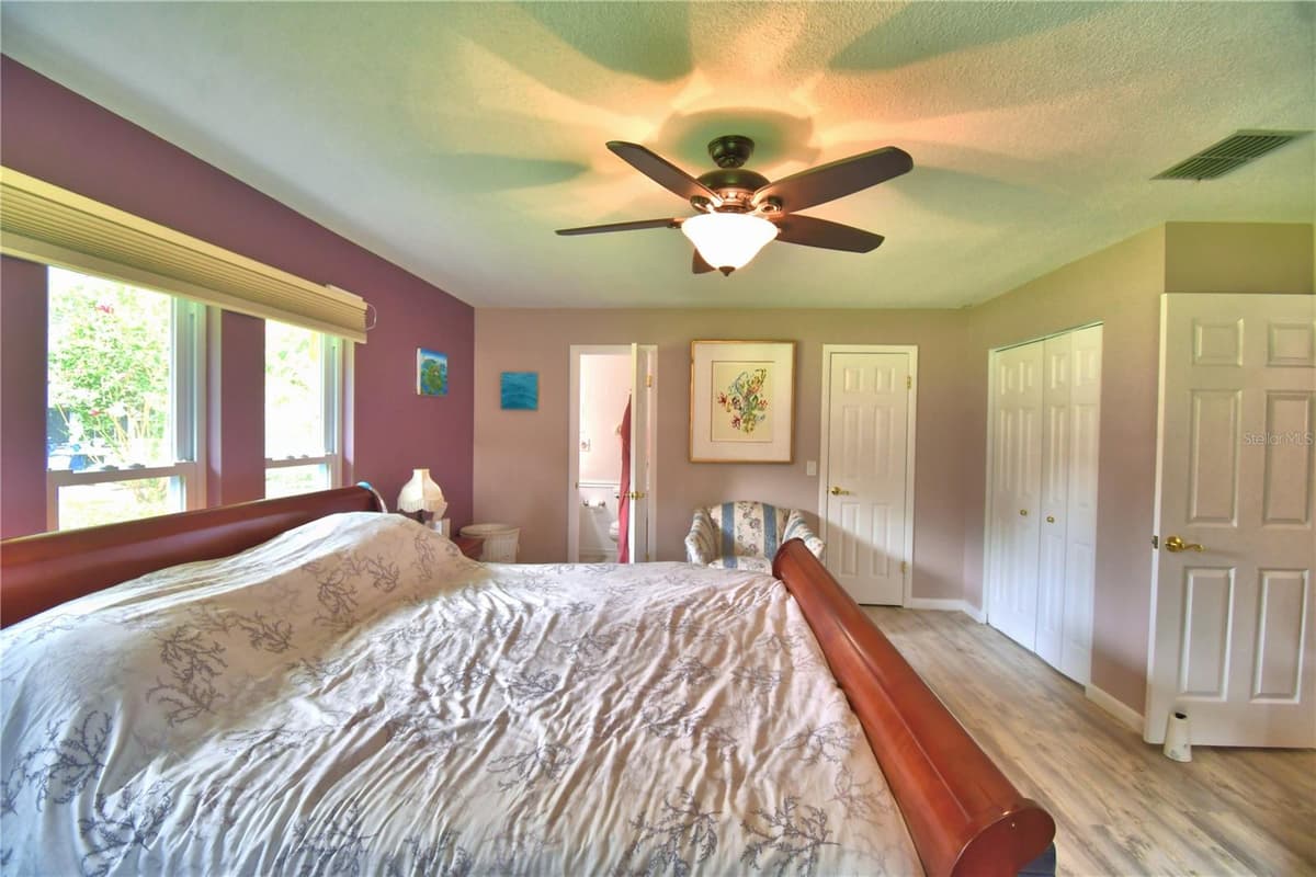 902 CRESTVIEW DRIVE — photo 45 of 73