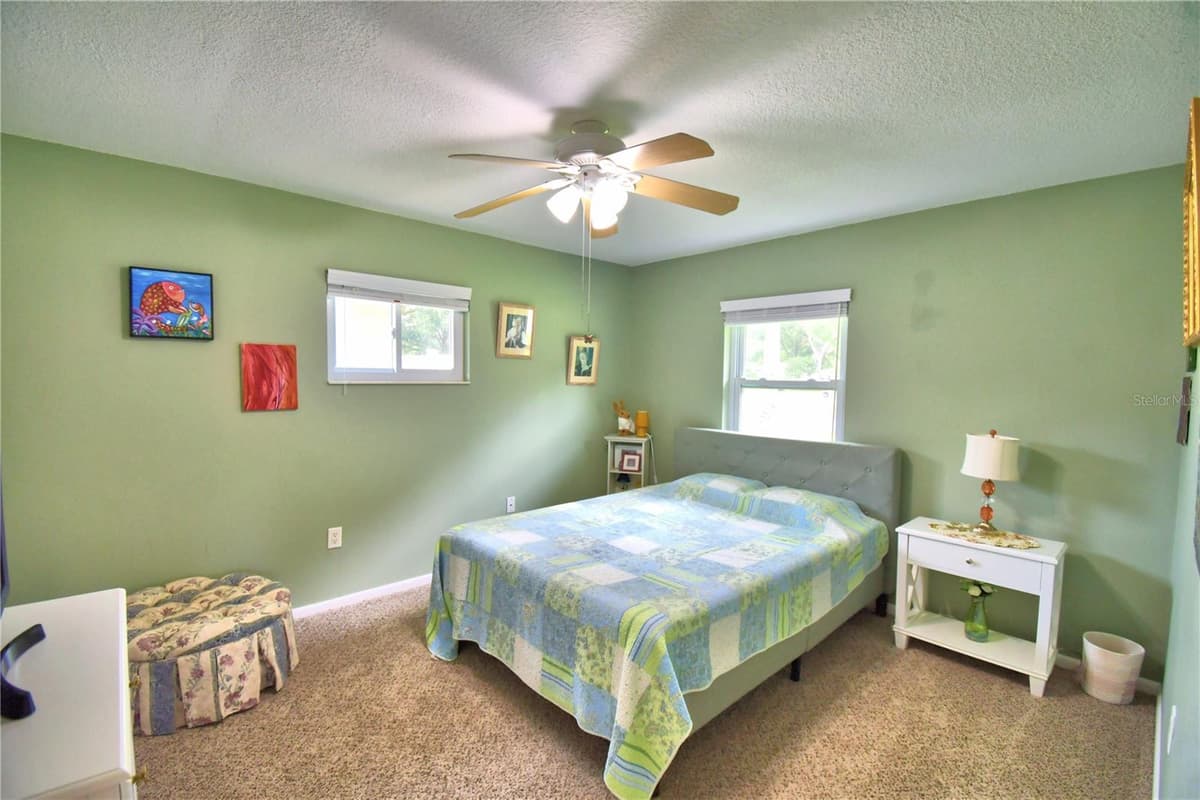 902 CRESTVIEW DRIVE — photo 56 of 73