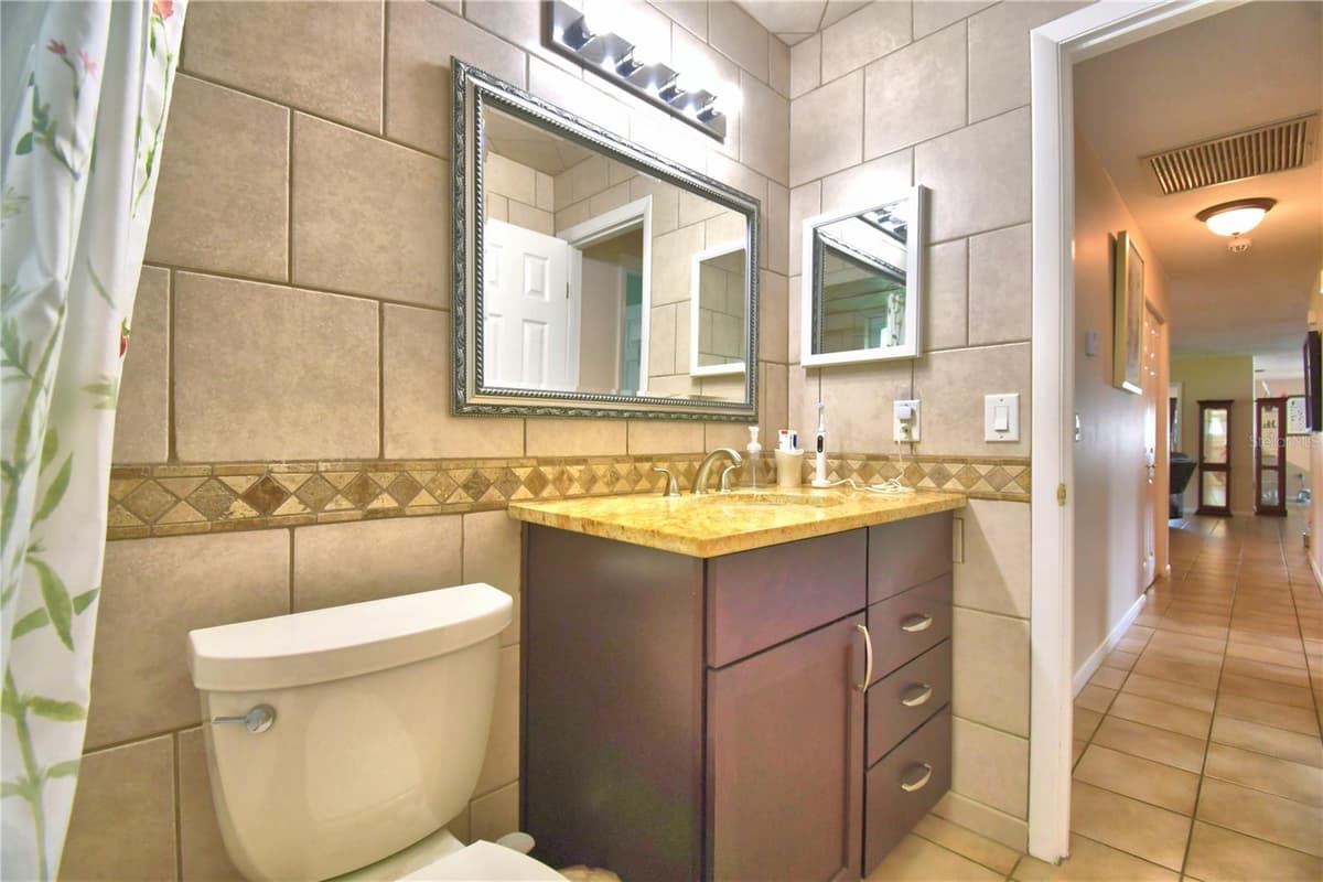 902 CRESTVIEW DRIVE — photo 62 of 73