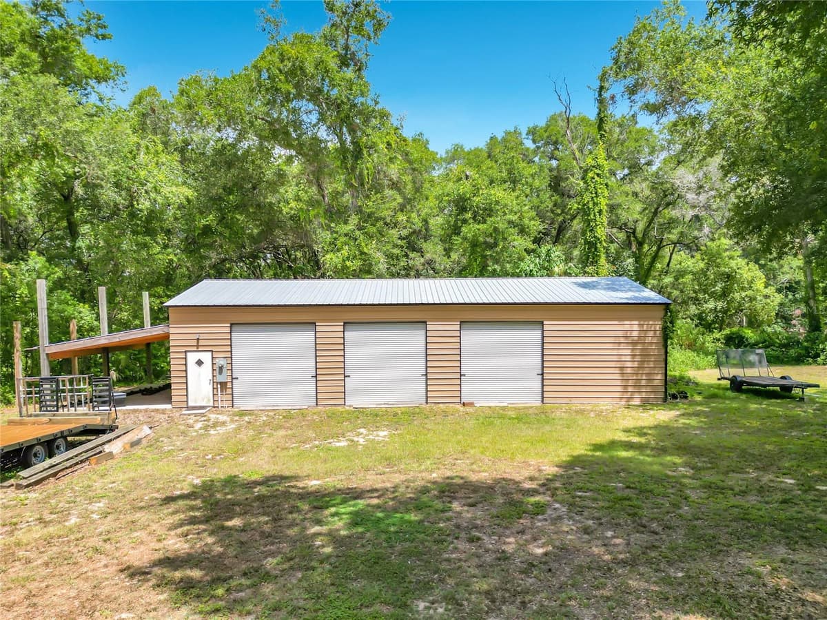12290 141ST AVENUE ROAD — photo 4 of 48