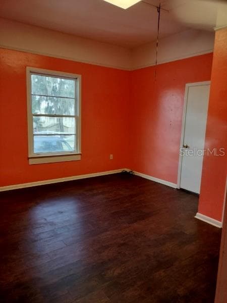 103 WARD AVENUE — photo 12 of 21
