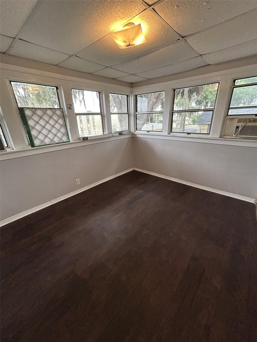 103 WARD AVENUE — photo 17 of 21