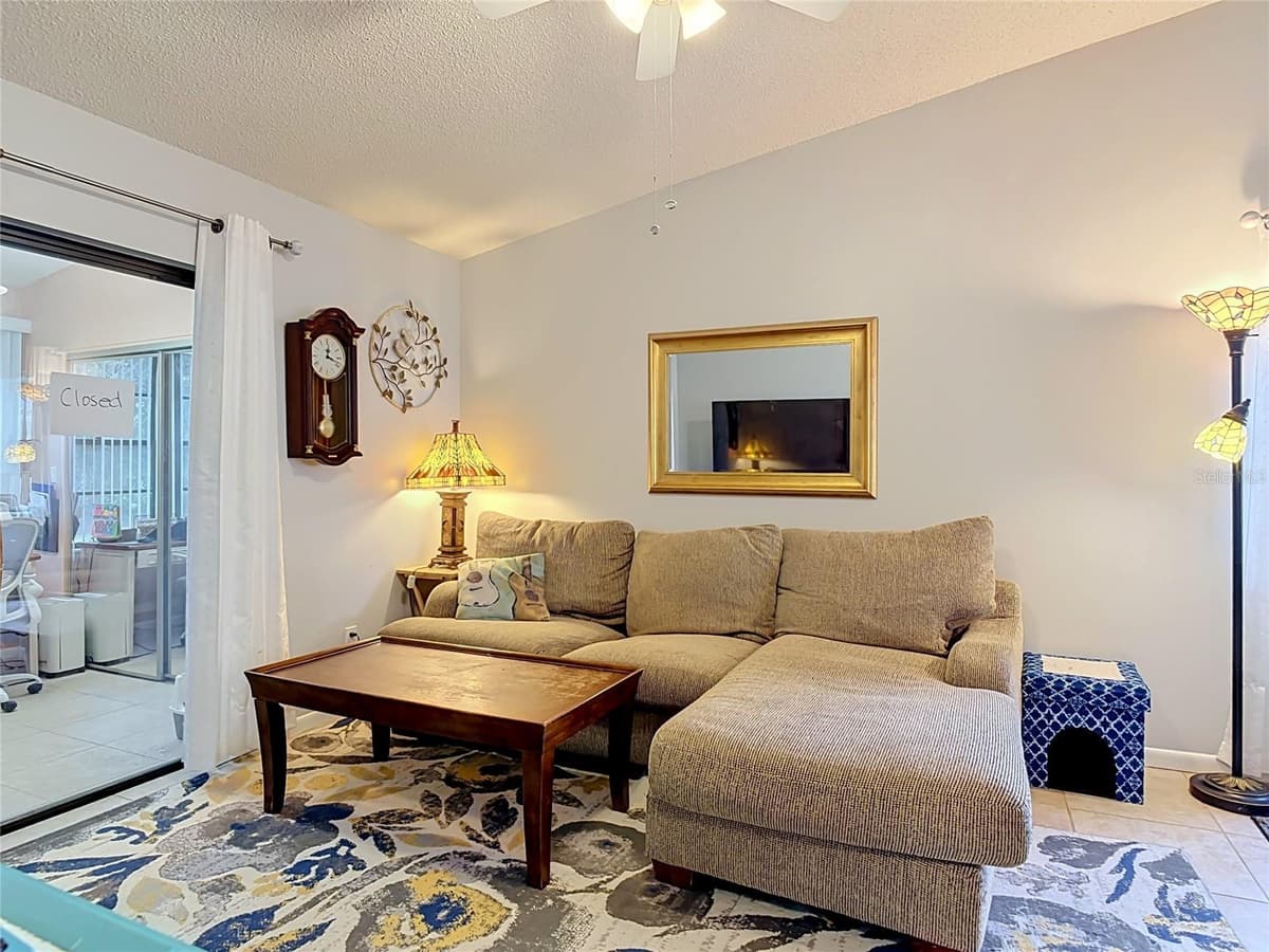935 EASTRIDGE DRIVE — photo 17 of 45