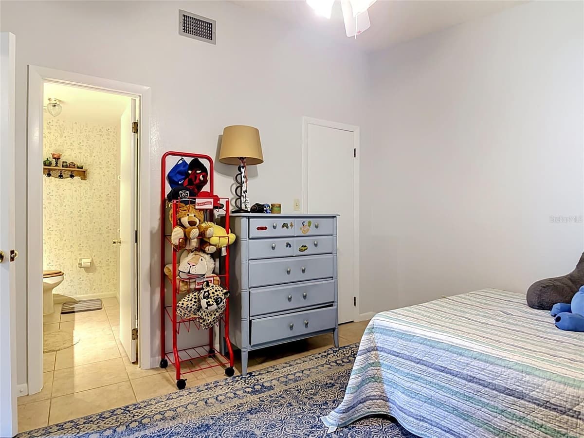 935 EASTRIDGE DRIVE — photo 26 of 45