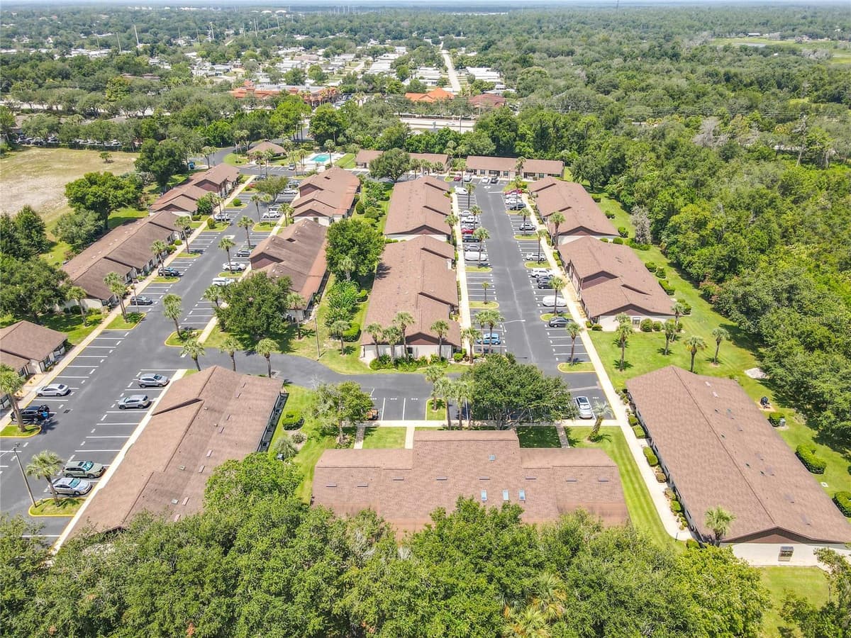 935 EASTRIDGE DRIVE — photo 44 of 45