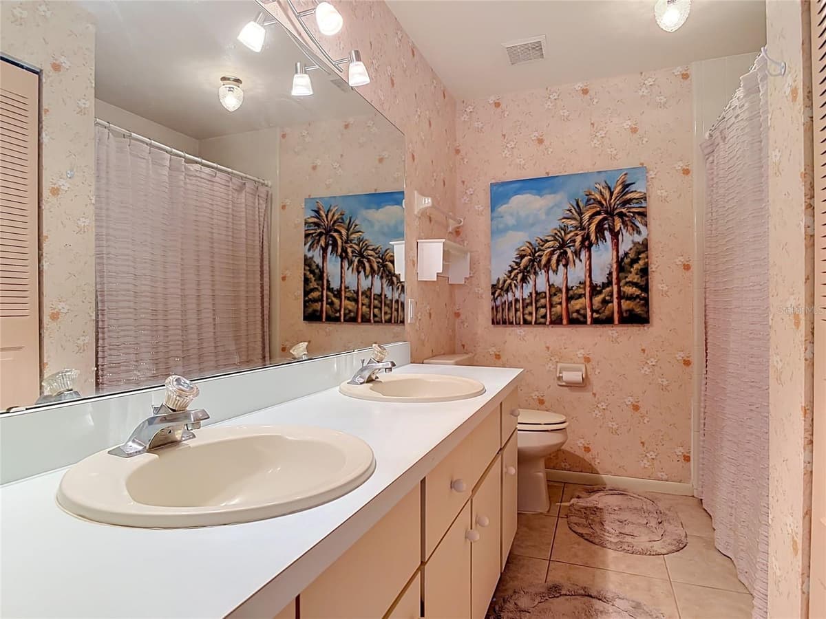 935 EASTRIDGE DRIVE — photo 24 of 45