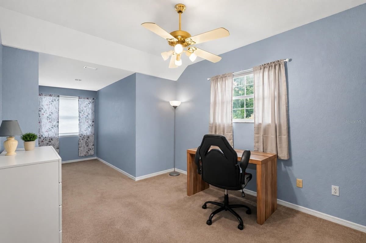 421 WILLOW OAK COURT — photo 8 of 10
