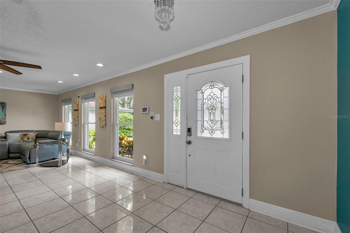 1541 PLEASANT GROVE DRIVE — photo 5 of 36