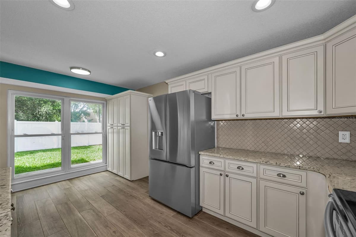 1541 PLEASANT GROVE DRIVE — photo 13 of 36