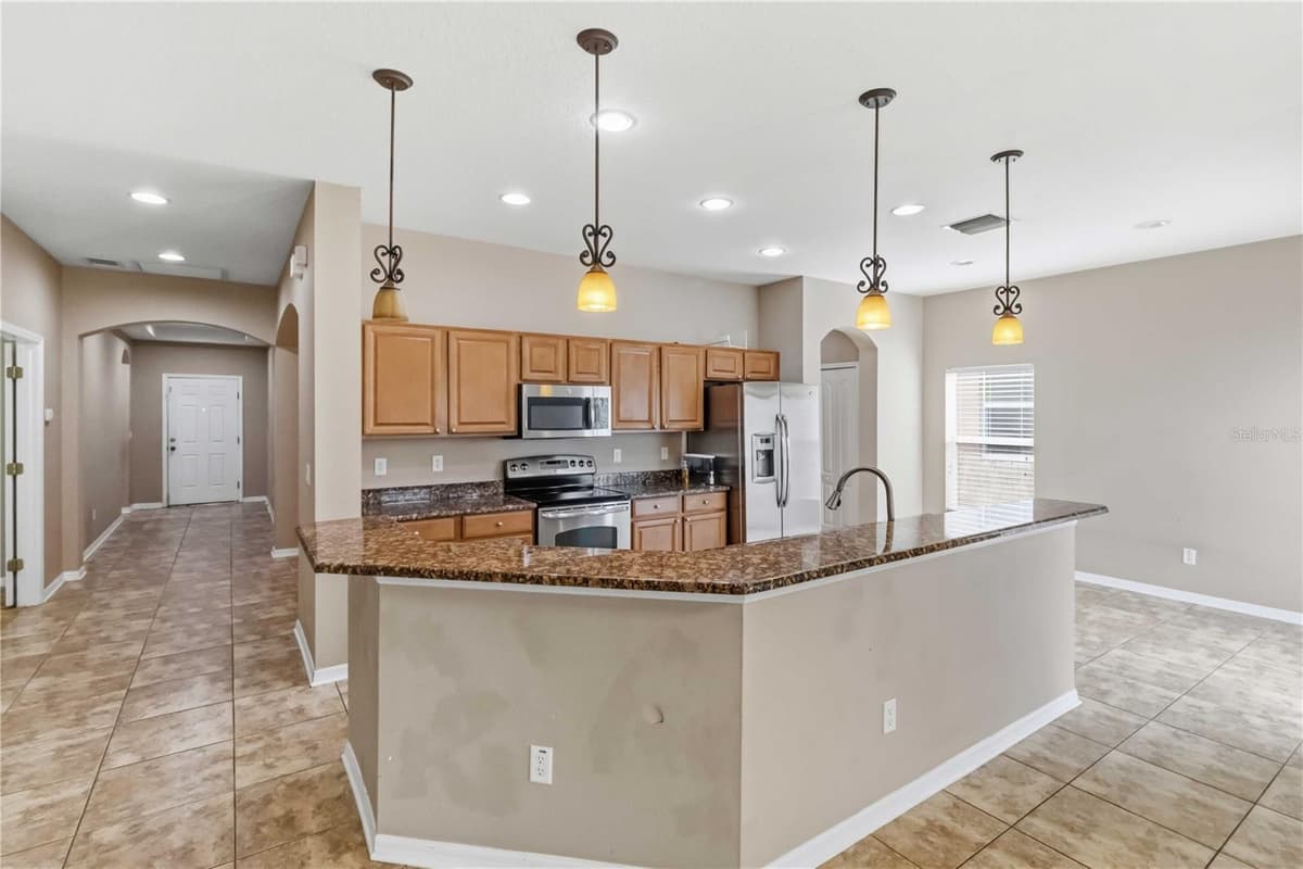 820 PARKER DEN DRIVE — photo 9 of 43