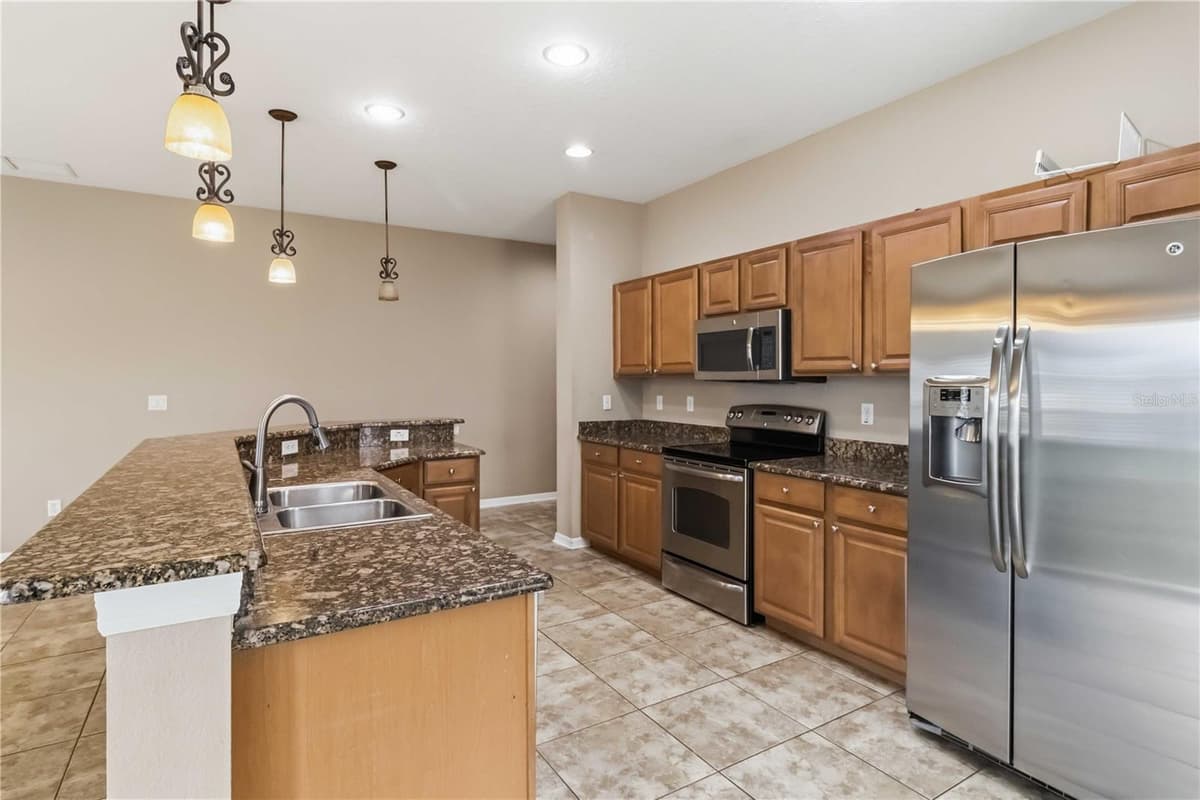 820 PARKER DEN DRIVE — photo 8 of 43