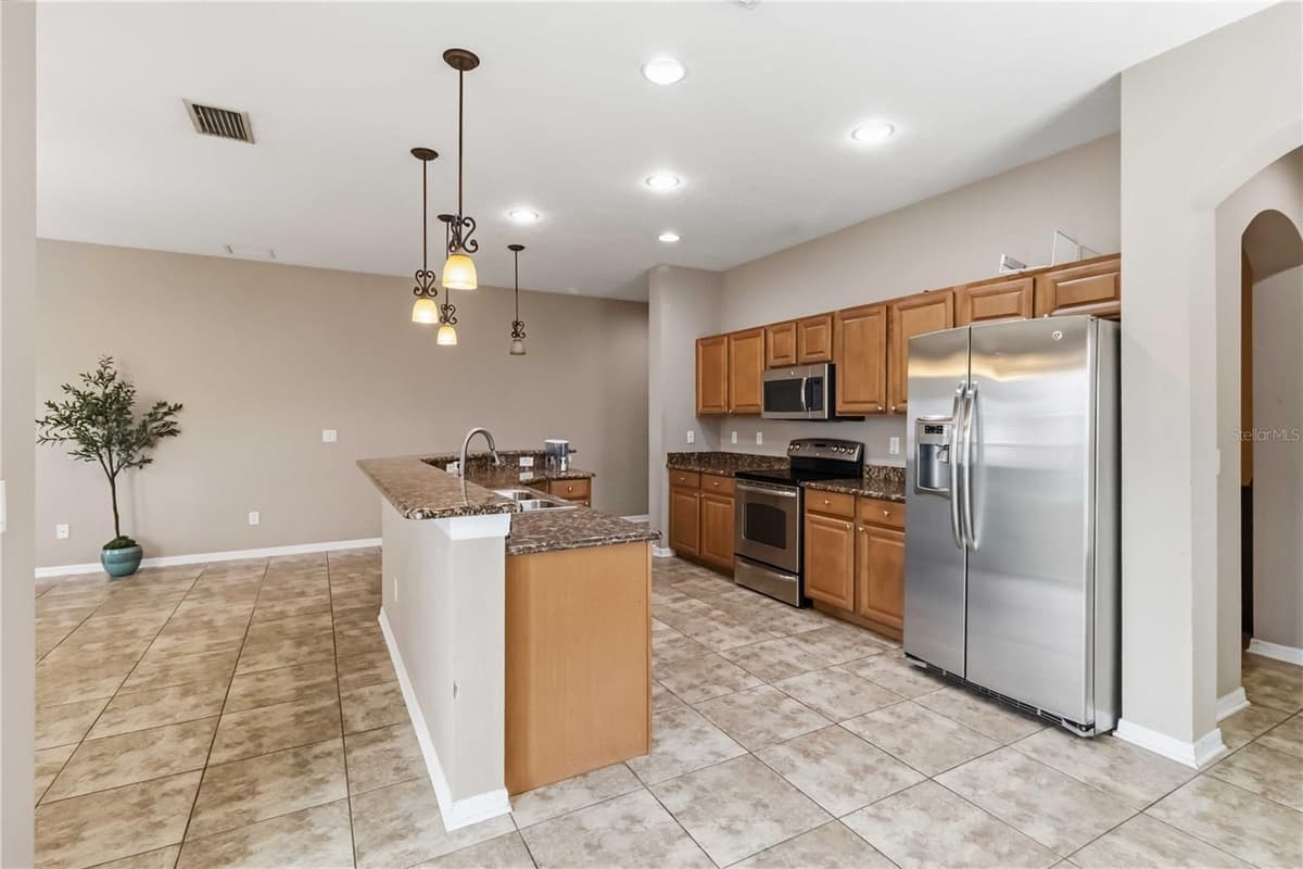 820 PARKER DEN DRIVE — photo 6 of 43