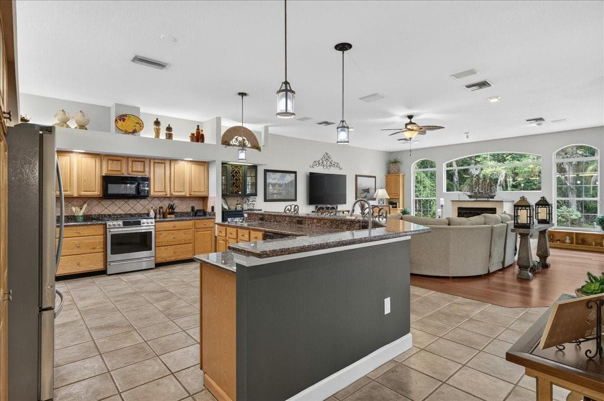 3874 CRESCENT COVE PLACE — photo 7 of 85