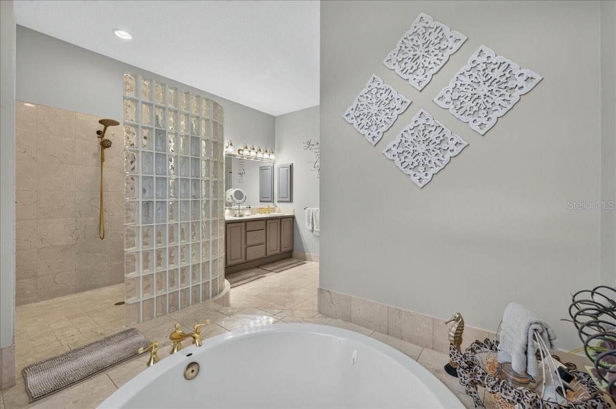 3874 CRESCENT COVE PLACE — photo 29 of 85