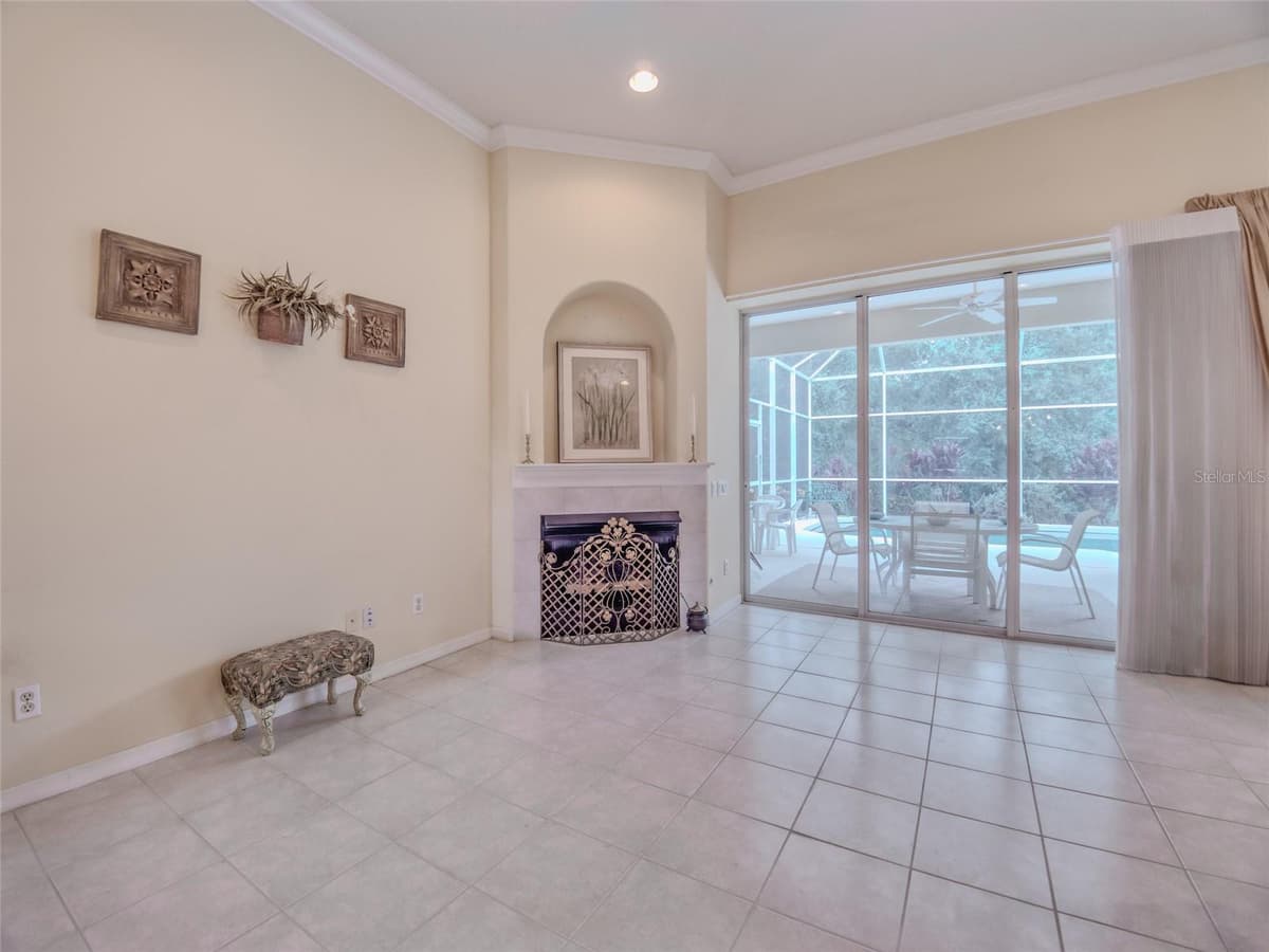 8310 WHISPERING WOODS COURT — photo 17 of 67