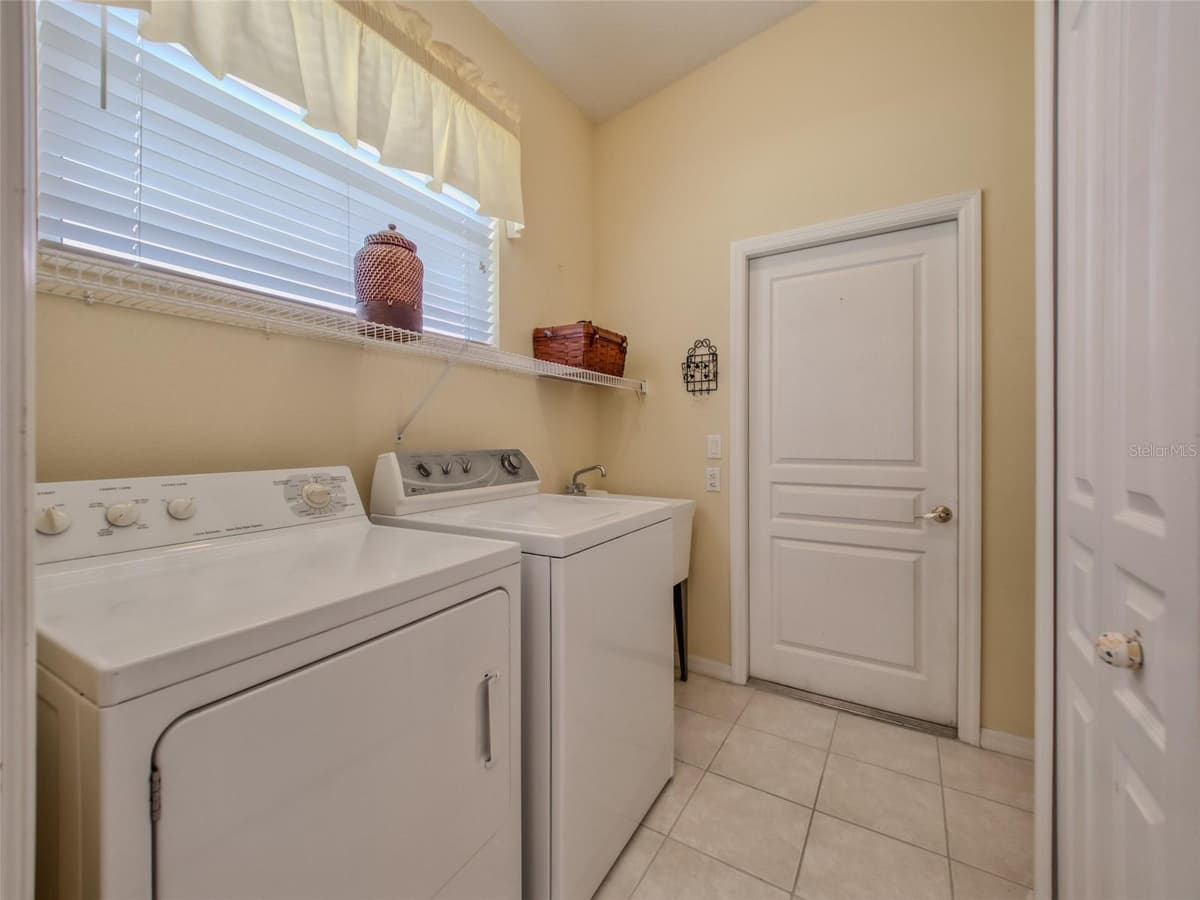 8310 WHISPERING WOODS COURT — photo 48 of 67