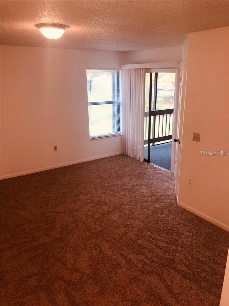 3036 SEMORAN BOULEVARD — photo 11 of 15