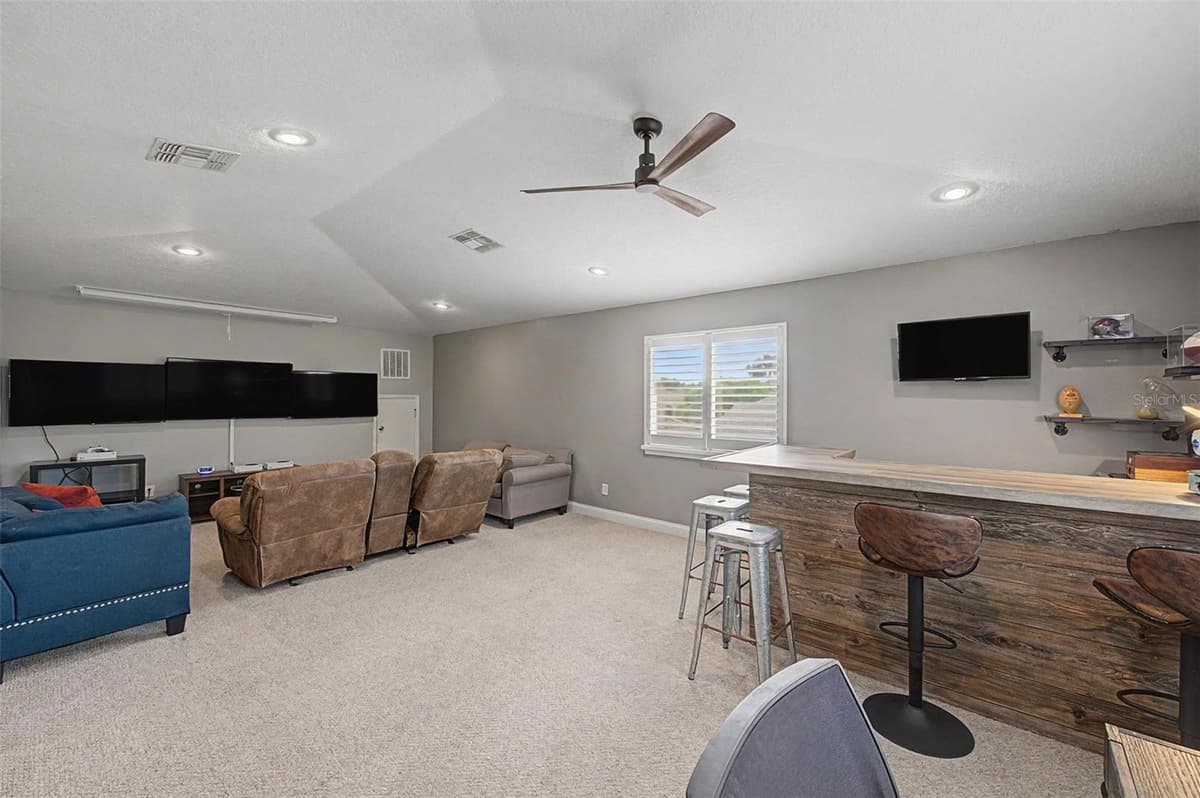2141 FLAMEFLOWER COURT — photo 15 of 38