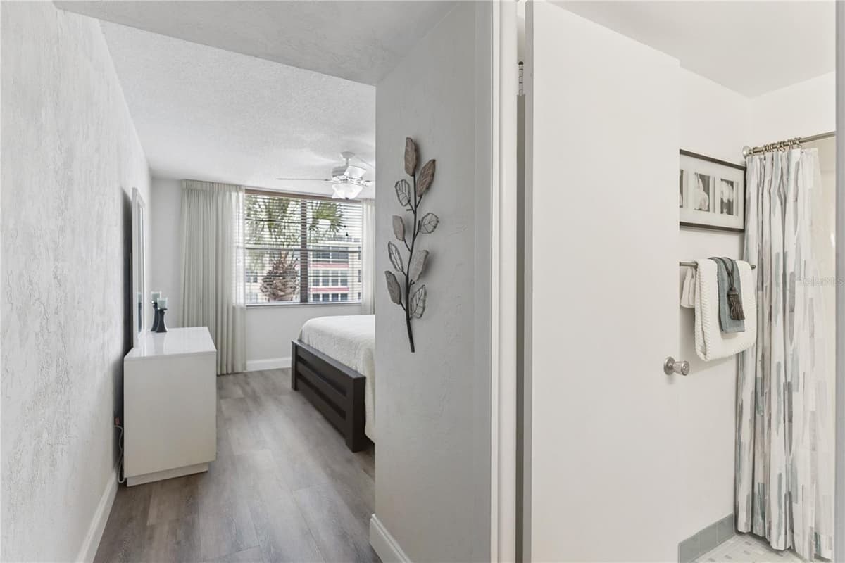 325 WILDER BOULEVARD — photo 19 of 50